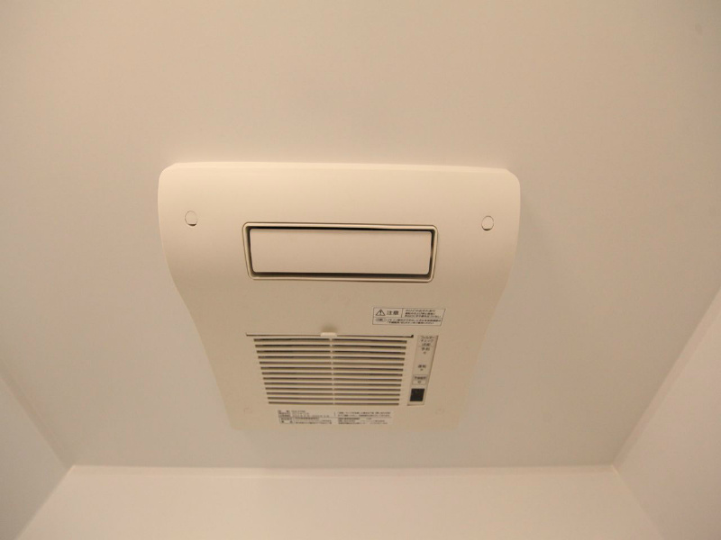 ＧＲＡＮＤＦＯＲＭＥ堀田（グランドフォルム堀田） 浴室暖房乾燥機付　24時間換気機能付バスルーム