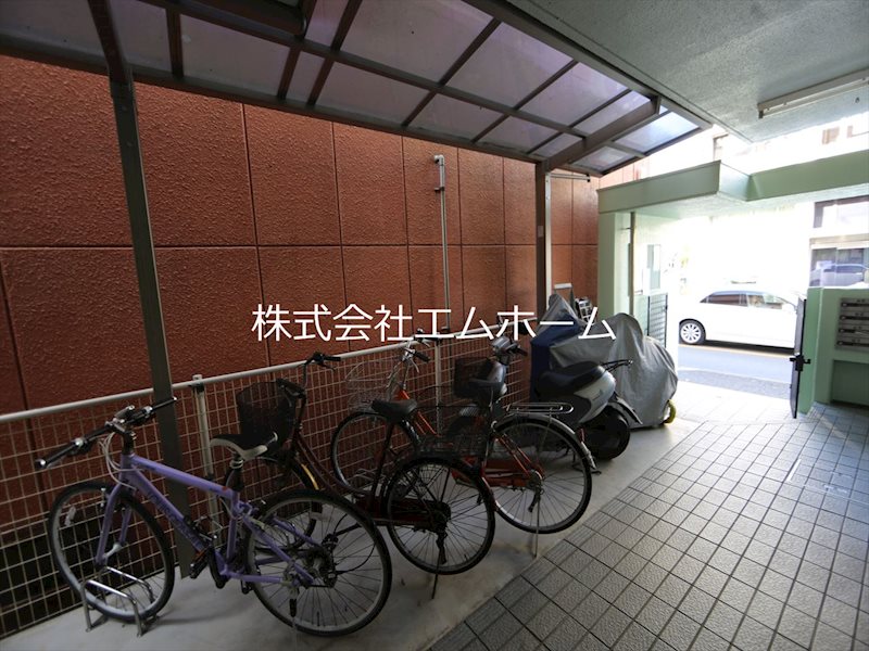 アシスト平針 屋根付駐輪場
