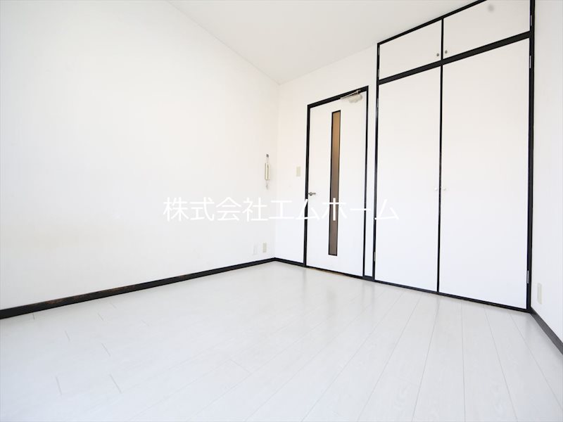 アシスト平針 洋室7帖　収納付