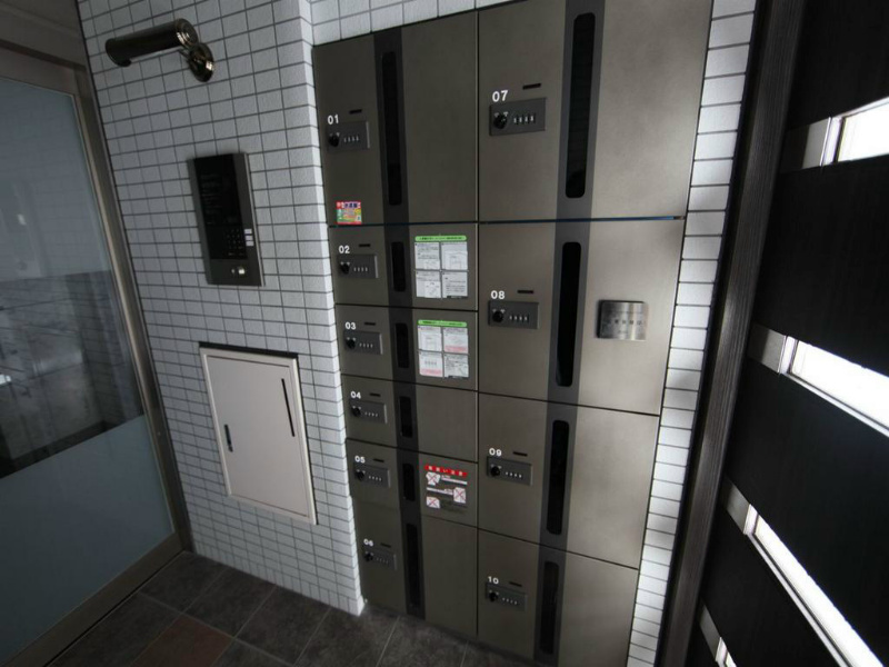 ガーディアン白金 宅配ＢＯＸ付　不在時に荷物を受けとることができます