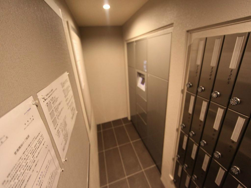 プレサンス丸の内レジデンス 宅配ＢＯＸ　不在時に荷物を受け取ることができます