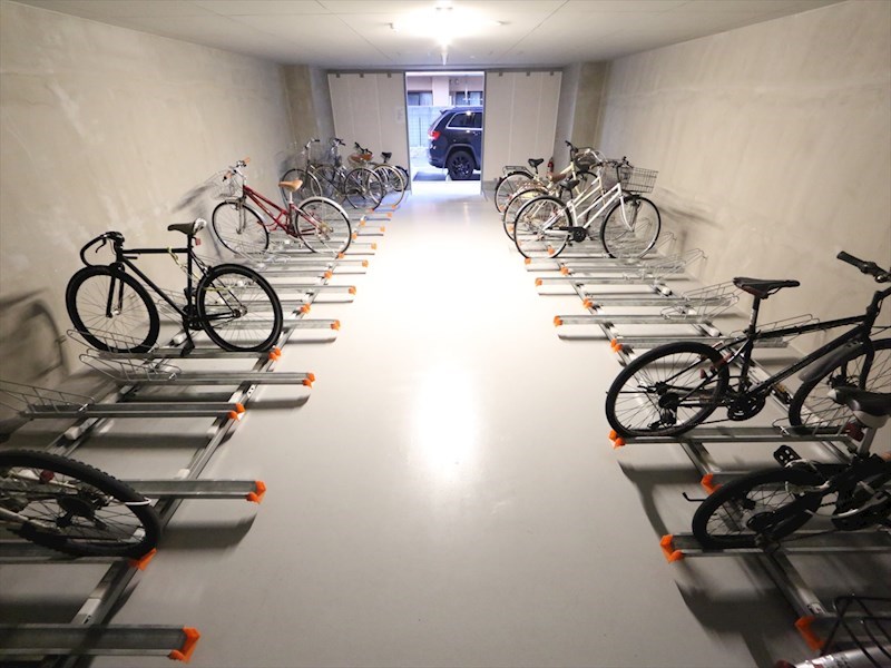 パークアクシス名古屋山王 屋根付き駐輪場