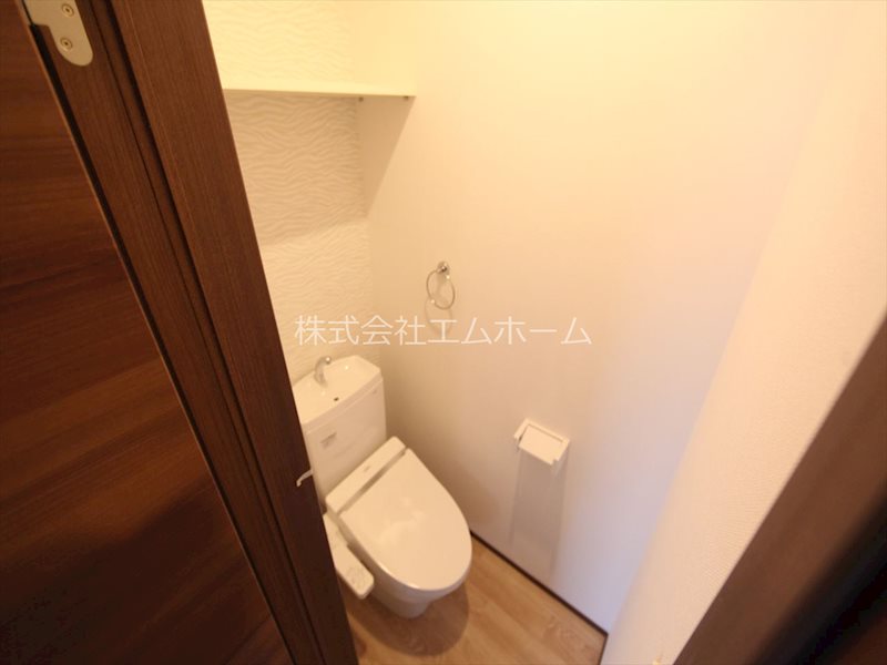ＧＲＡＮＤＴＩＣ西野並（グランティック西野並） 温水洗浄暖房便座付トイレ