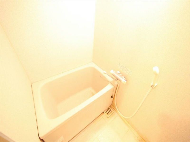 ベレーサ葵 バスルーム（お風呂トイレ別）