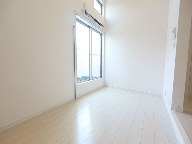 Ａｌｂａ港栄（アルバコウエイ） 洋室5.2帖　アンダーロフト4.7帖（収納としても使えます）