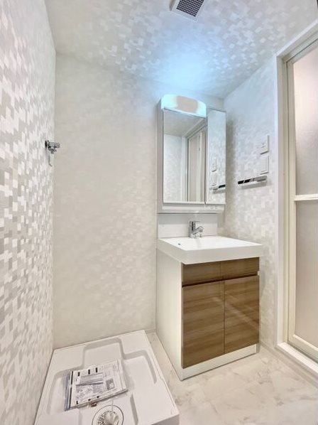 S-RESIDENCE池下西 独立洗面台（シャンプードレッサー付）