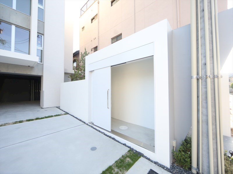 ＣＯＺＹ名城公園 敷地内ゴミ捨て場