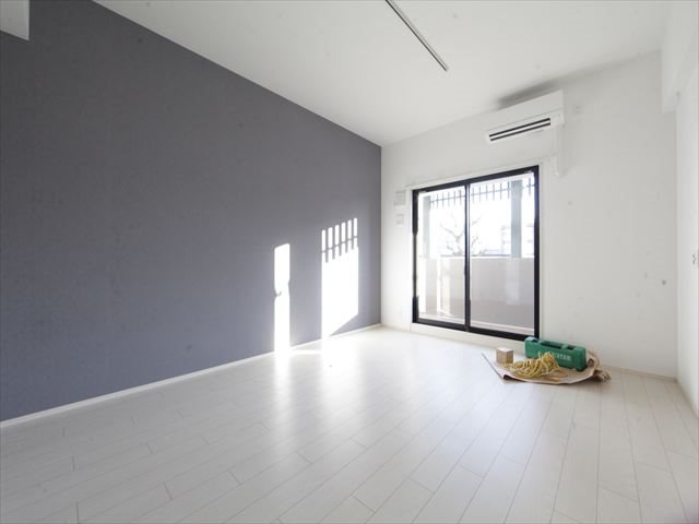 NEO JAPANESQUE出来町 洋室10帖　クローゼット（収納充実してます）