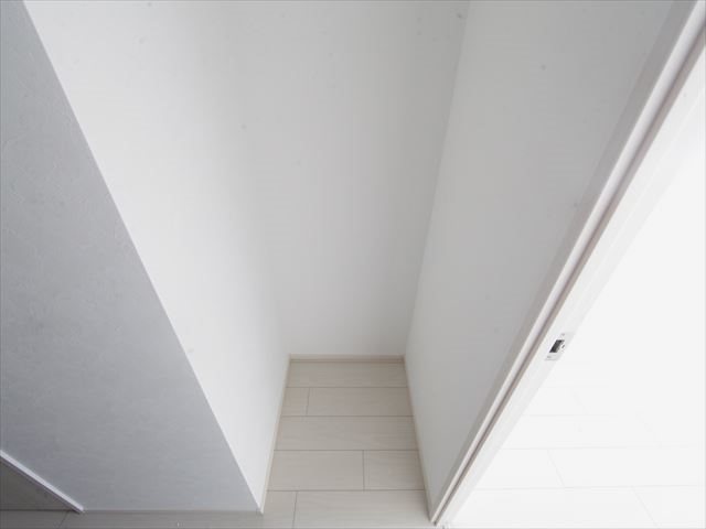 NEO JAPANESQUE出来町 冷蔵庫置場