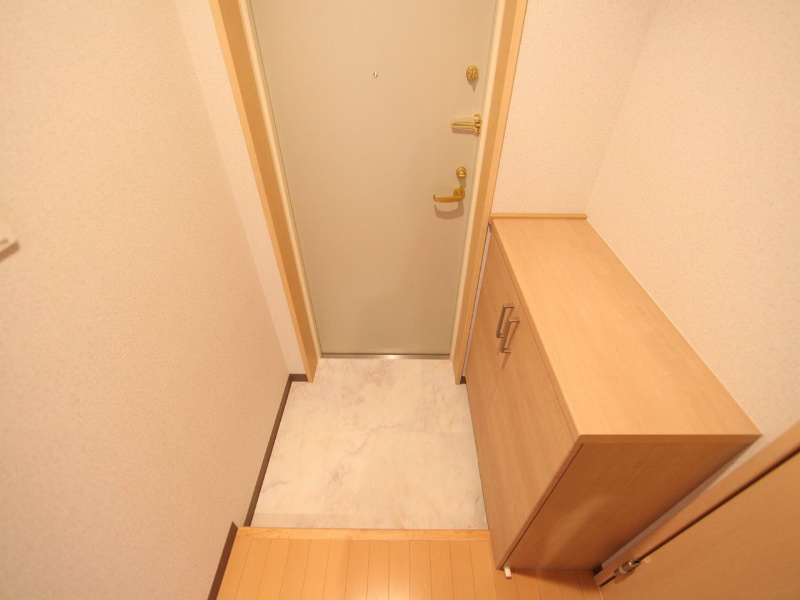 ヴィラエーデル大須 玄関　シューズボックス