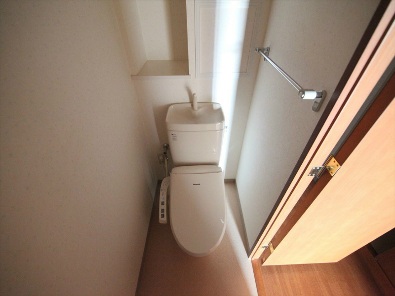 ルトゥール 温水洗浄便座付トイレ