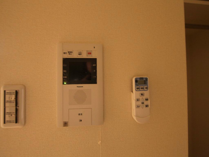 プレサンス東別院駅前コネクション ＴＶモニター付インターホン　オートロック開錠できます