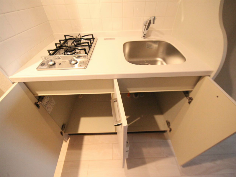 プレサンス久屋大通セントラルパーク システムキッチン（ガス2口）冷蔵庫・レンジ等ご用意できます