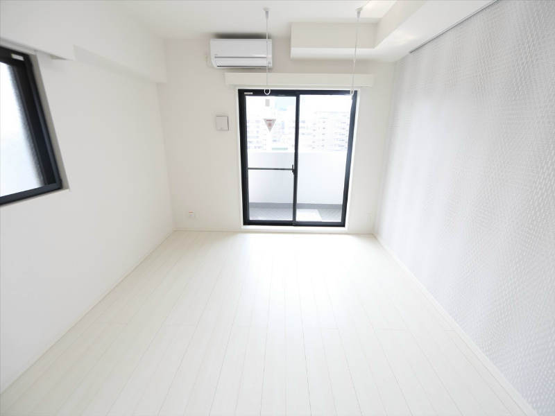 ステージファースト名駅 洋室8.6帖　エアコン完備