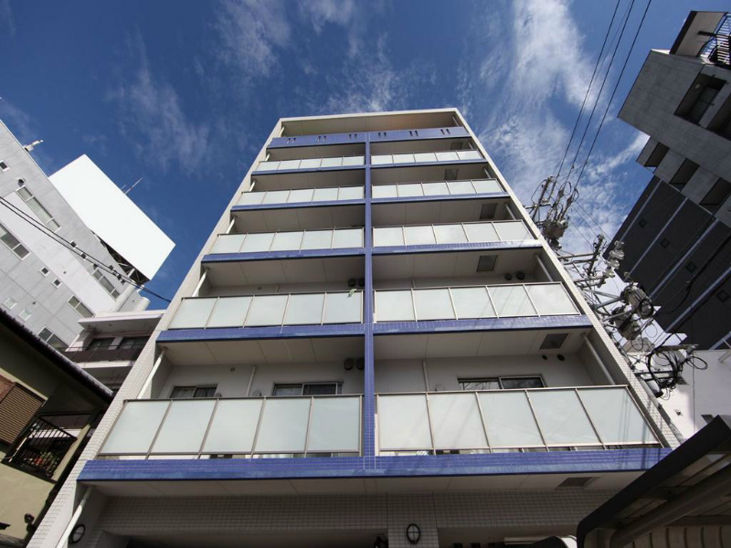 外観　オートロック付　全部屋角部屋
