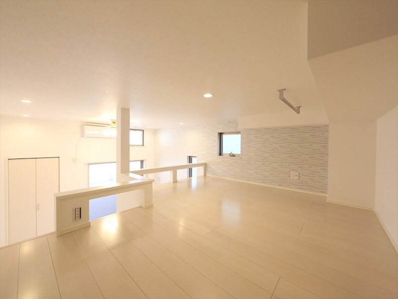 ハーモニーテラス柳瀬町 ロフト6帖（収納としても寝室としても使えます）