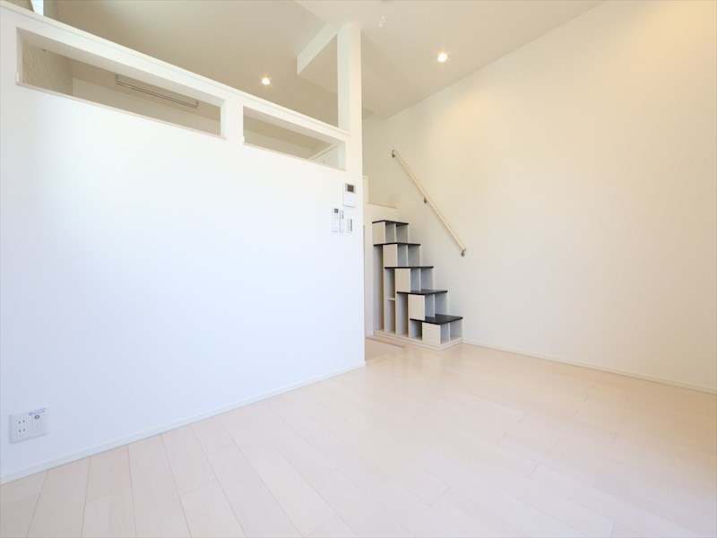 ハーモニーテラス柳瀬町 洋室6.3帖　ロフト6帖（収納にも寝室にも使えます）