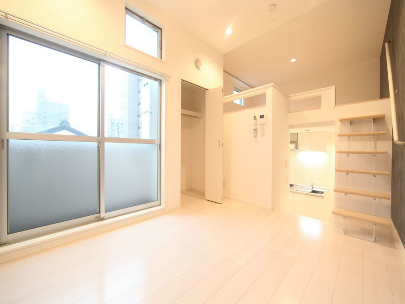 ウィルコートＩ則武 洋室6.1帖　上段ロフト6帖（収納でも部屋でも使えます）