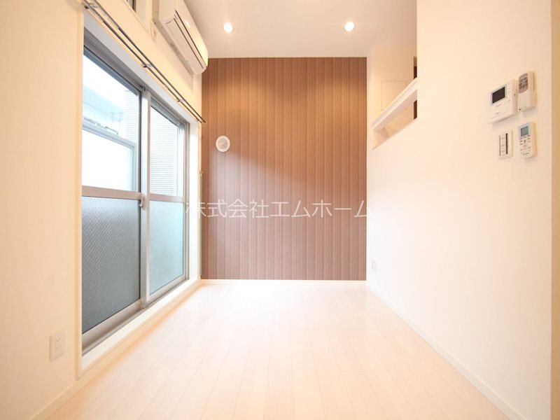 Ｇｌａｎｚ（グランツ） 洋室6.1帖　上階ロフト6.5帖（収納でも部屋でも使えます）