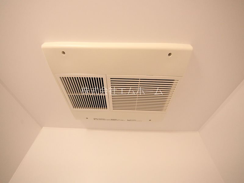 Ｇｌａｎｚ（グランツ） 浴室暖房乾燥機付　24時間換気機能付バスルーム