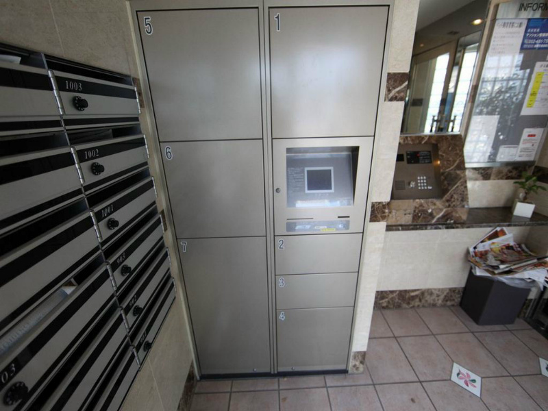 フローラル千種 宅配ＢＯＸ　不在時に荷物を受け取ることができます