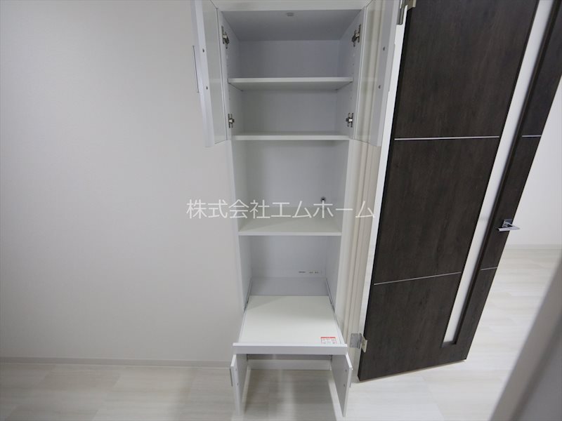 ヴェルドミール 食器棚付（お部屋によって異なります）