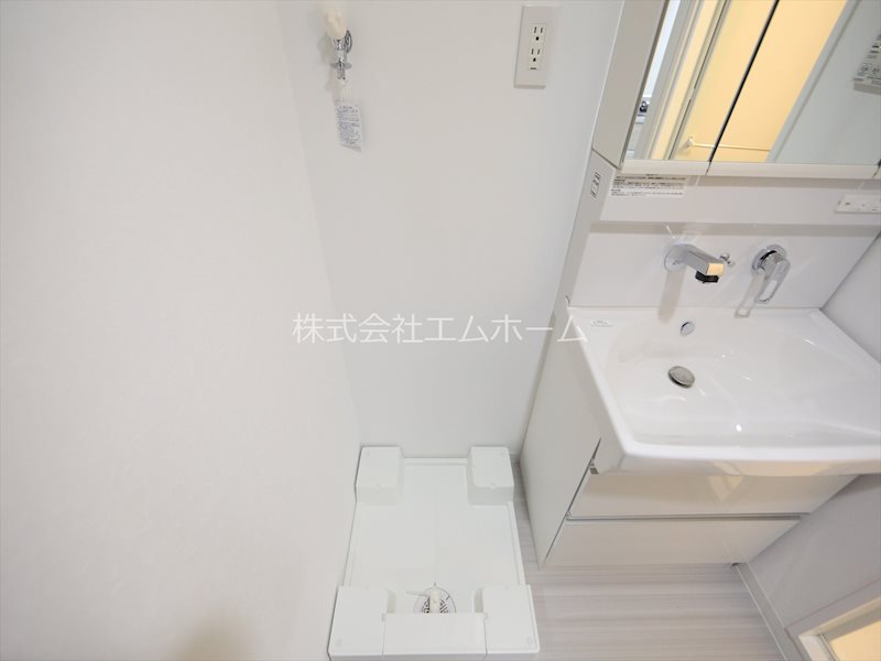 ヴェルドミール 脱衣所　独立洗面台（シャンプードレッサー）洗濯機用意できます