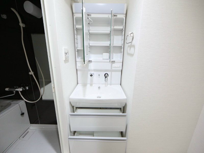 フェアリー 脱衣所　独立洗面台（シャンプードレッサー）洗濯機用意できます