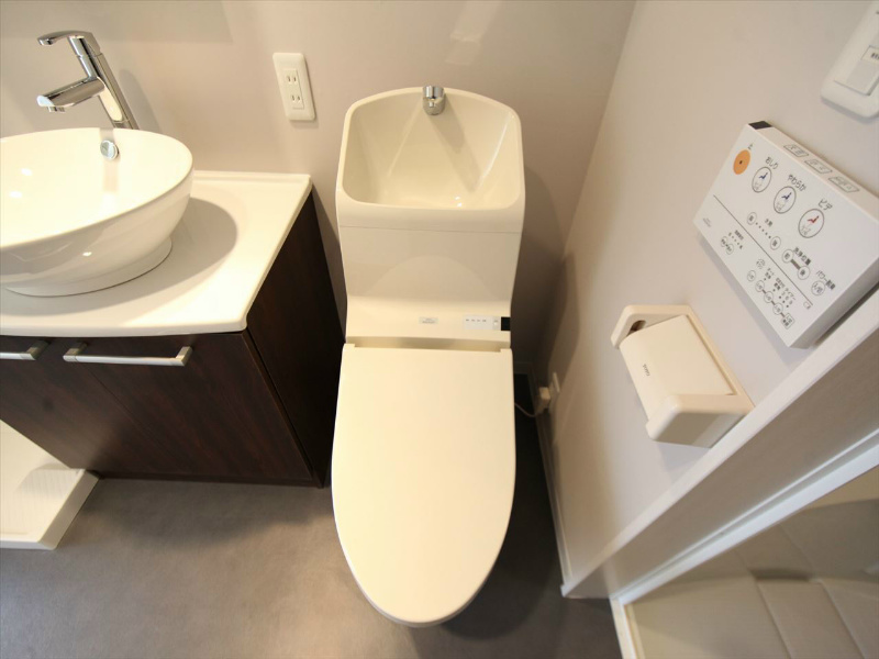 ｍａｒｃａｔｏｒｅ（マルカトーレ） 温水洗浄暖房便座付トイレ