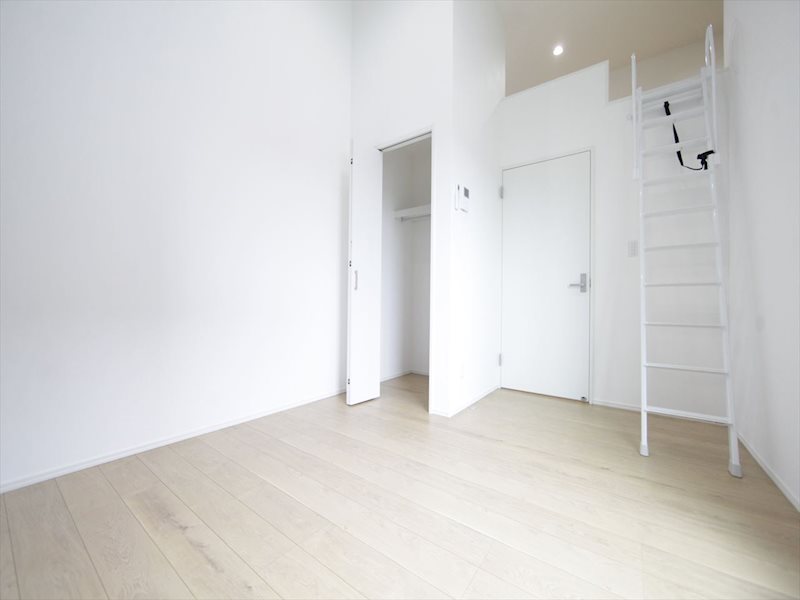 TATERU Apartment 東山町ⅡC棟 洋室6.6帖　ロフト4.7帖（収納でも使えます）