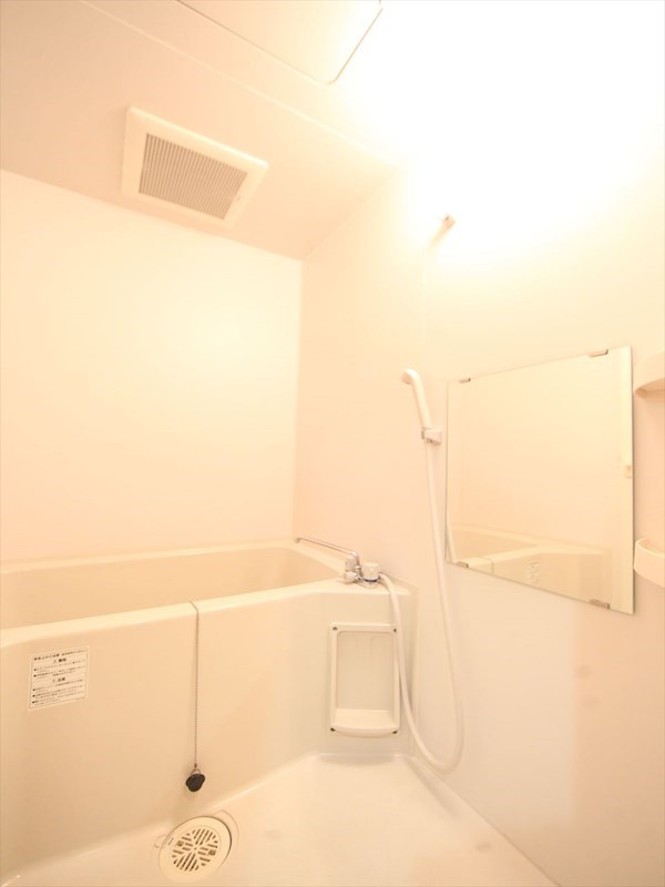ランドハウスグランドウエスト バスルーム（お風呂トイレ別）