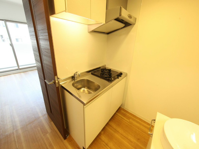パルティール千種 システムキッチン（ガス2口）冷蔵庫・レンジ等ご準備できます
