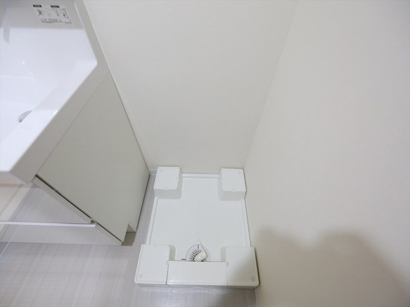 Ｔｈｅ　Ｆｉｒｓｔ　Ｏｎｅ金山 脱衣所　室内洗濯機置き場