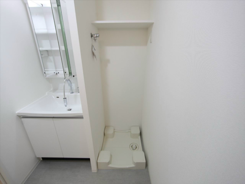 CORNES HOUSE NAGOYA（コーンズハウスナゴヤ） 室内洗濯機置場完備