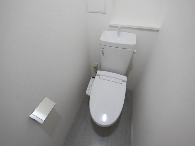 CORNES HOUSE NAGOYA（コーンズハウスナゴヤ） 温水洗浄暖房便座付トイレ