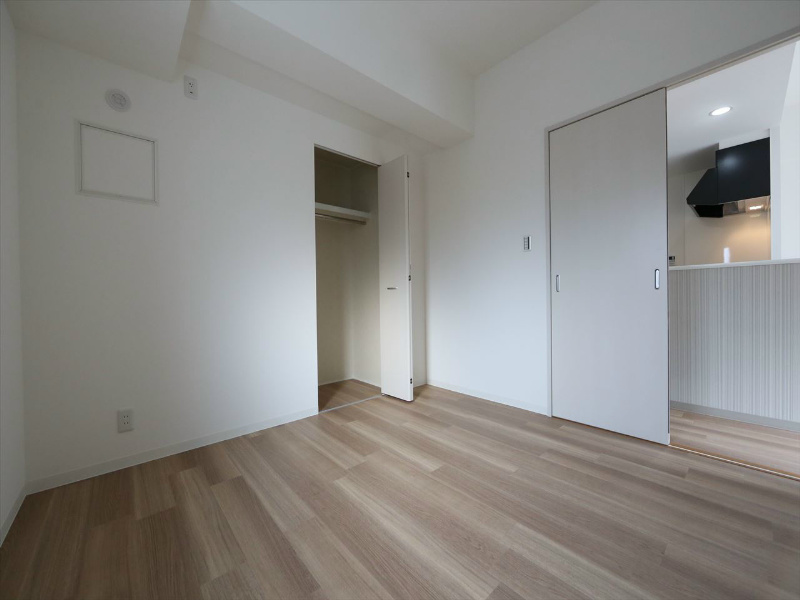 ＣａｓａＤｉＭａｒｅ（カーサジマーレ） 洋室5.5帖　クローゼット（収納充実してます）