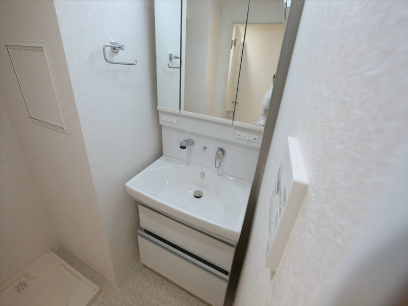 ＣａｓａＤｉＭａｒｅ（カーサジマーレ） 脱衣所　独立洗面台（シャンプードレッサー付）