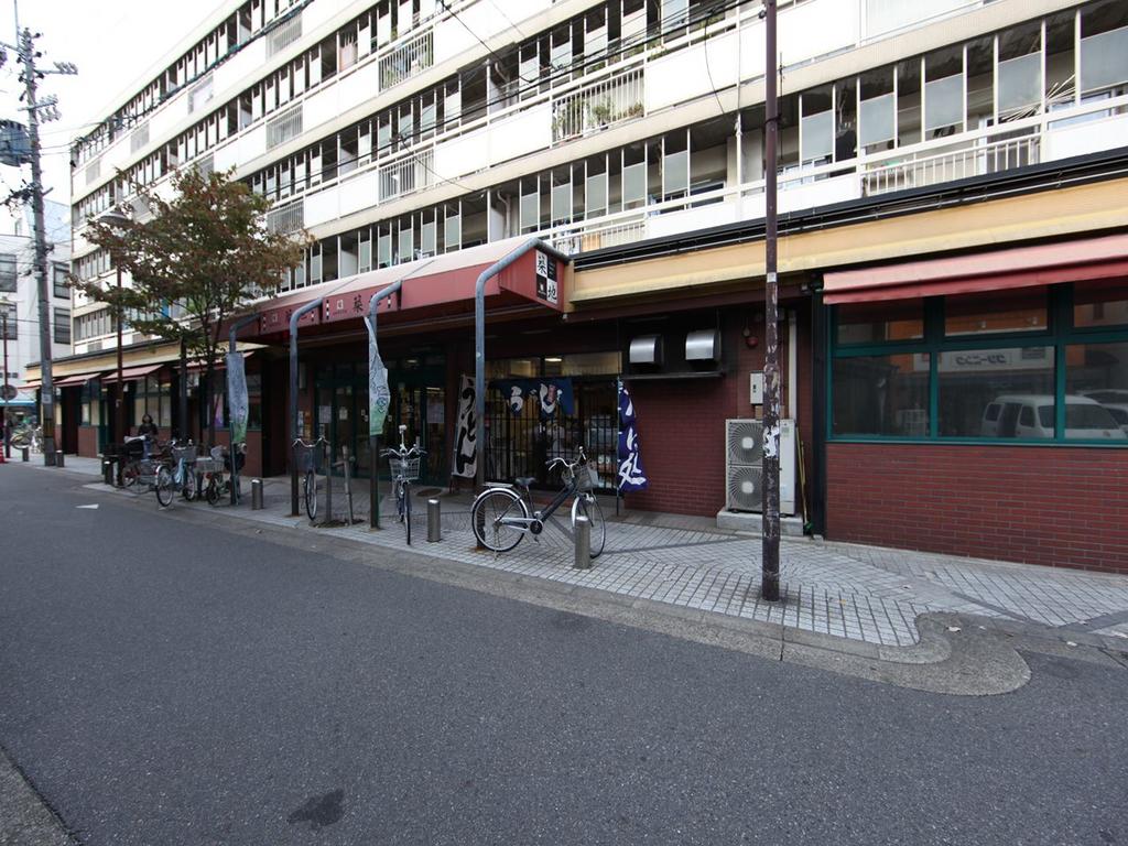 エスフィオーレ ナゴヤ公設築地店 (スーパー)