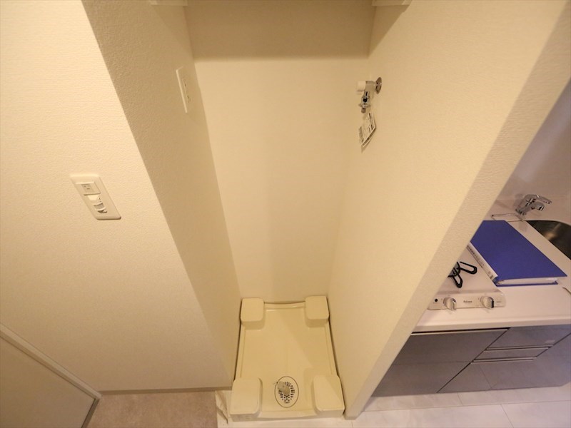 エステムコート名古屋新栄IIIグローリィ 脱衣所　室内洗濯機置き場