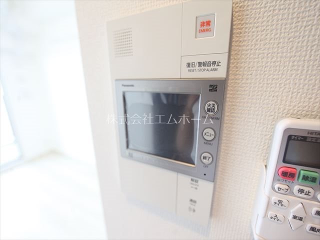 エステムコート名古屋黒川シャルマン TVモニター付インターホン完備