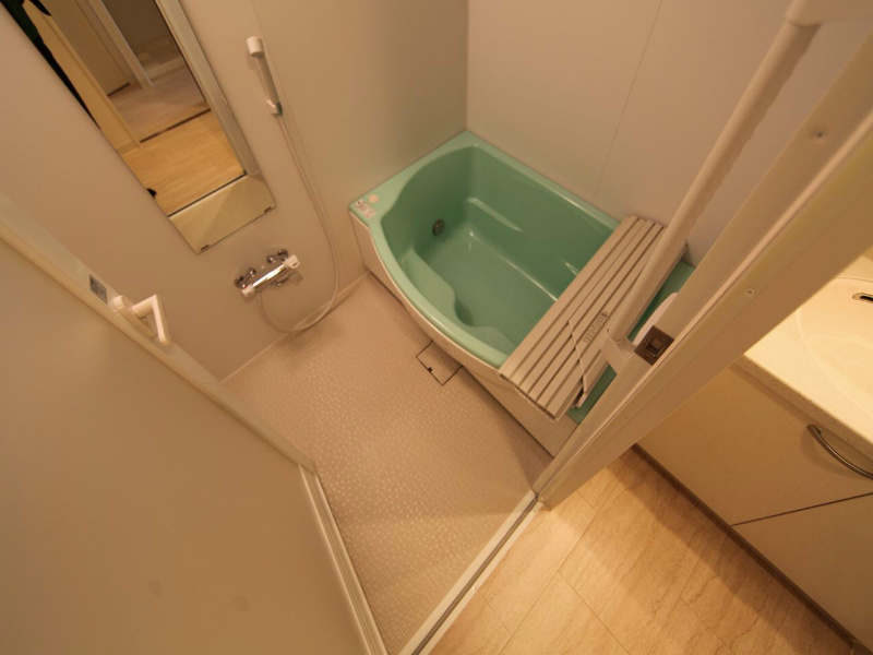 アモンフォンテーヌ 追い焚き　浴室暖房乾燥機　24時間換気　オートバスバスルーム