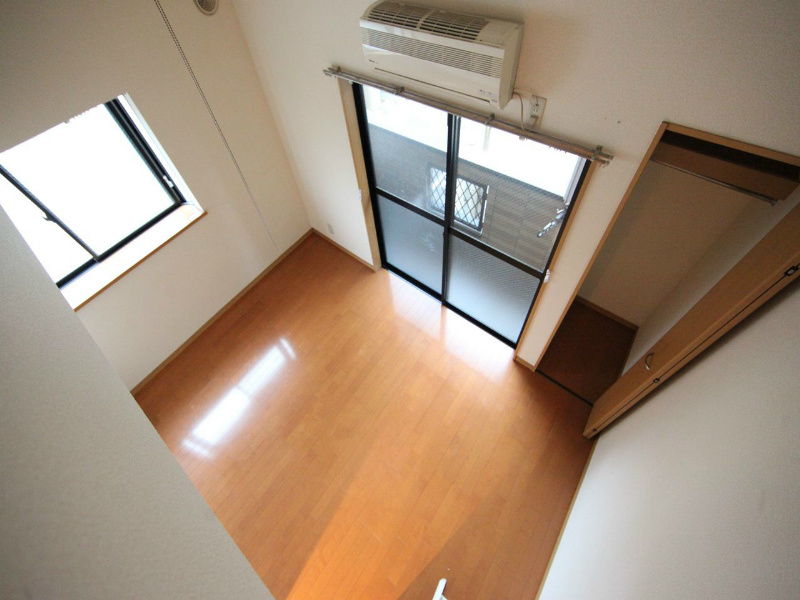 リバティ大須 洋室6.4帖　ロフト6帖（収納としても寝室としても使えます）