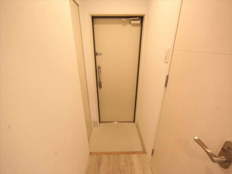 ＳＴ　ＰＬＡＺＡ　ＡＹＵＣＨＩ 玄関　シューズボックス付　ダブルロック