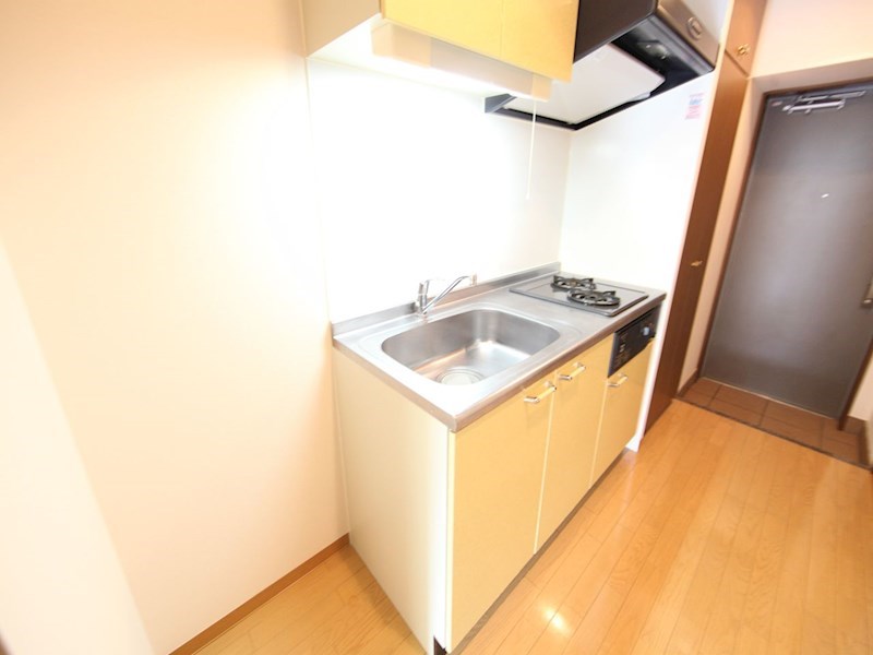 クピットガーデン千代田 システムキッチン（ガス2口）冷蔵庫・レンジ等ご用意できます