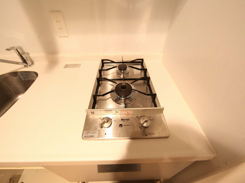 レジディア白壁 システムキッチン（ガス2口）冷蔵庫・レンジ等ご準備できます