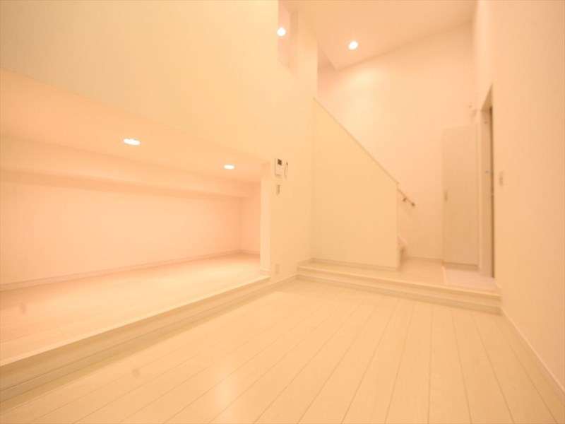 ＬａｖｉｔａII 洋室5.4帖　アンダーロフト5帖（収納でも部屋でも使えます）
