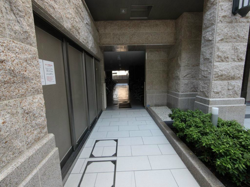 プレサンス桜通グレイス 室内ゴミステーション