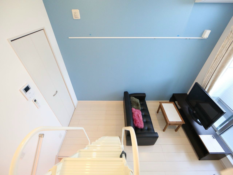 サンクマーレ福住 洋室5帖　上階ロフト5.4帖（収納でもお部屋でも使えます）