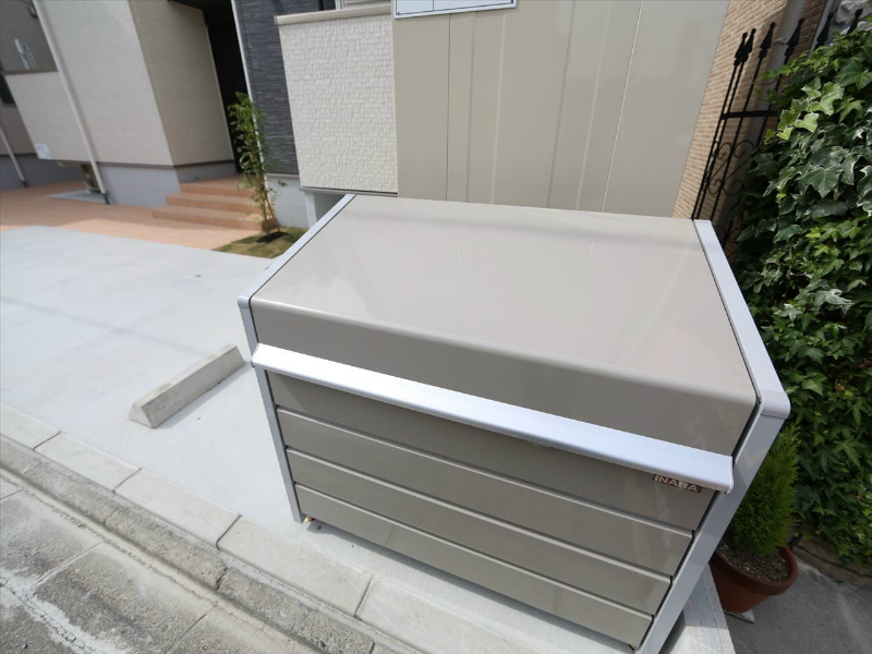 グランティック「虹」 敷地内にゴミストッカー付