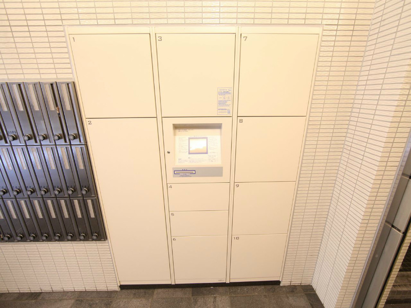 レジデンス悠海 宅配ＢＯＸ　不在時に荷物を受け取ることができます